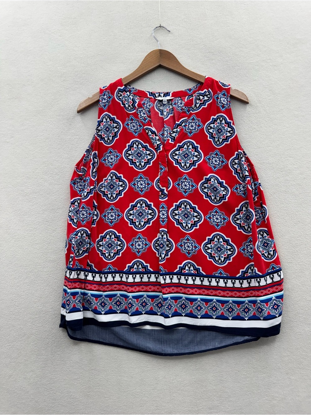 Crown & Ivy Women’s 2XL Red Sleeveless Top Lobster Nautical